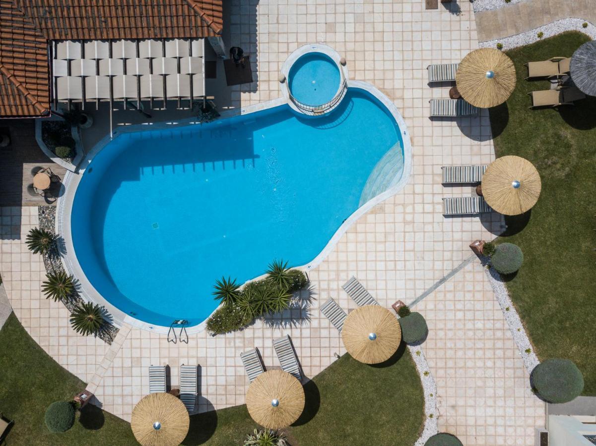 Country Inn Kallithea  Extérieur photo